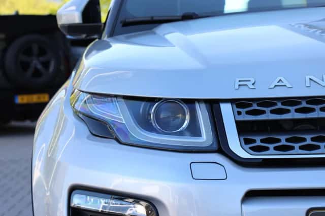 Land Rover Range Rover Evoque (2017) thumbnail 5