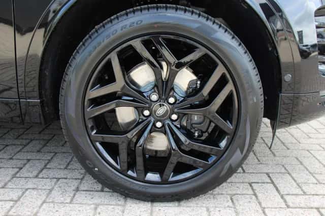 Land Rover Discovery Sport (2026) thumbnail 5