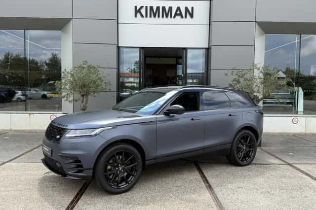 Land Rover Range Rover Velar (2026) thumbnail 2
