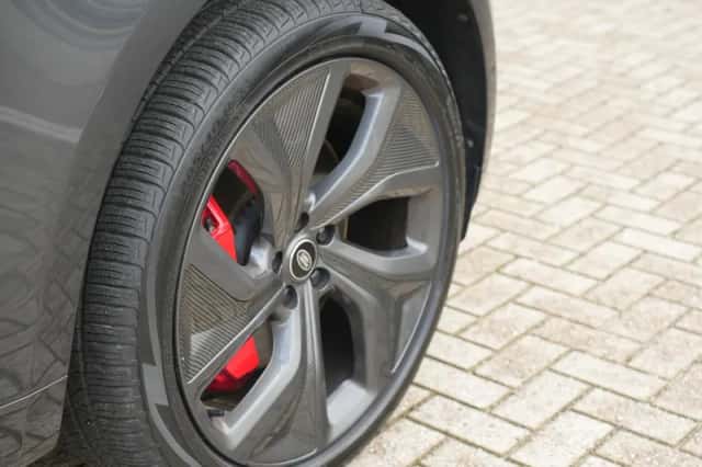 Land Rover Range Rover Sport (2023) thumbnail 5