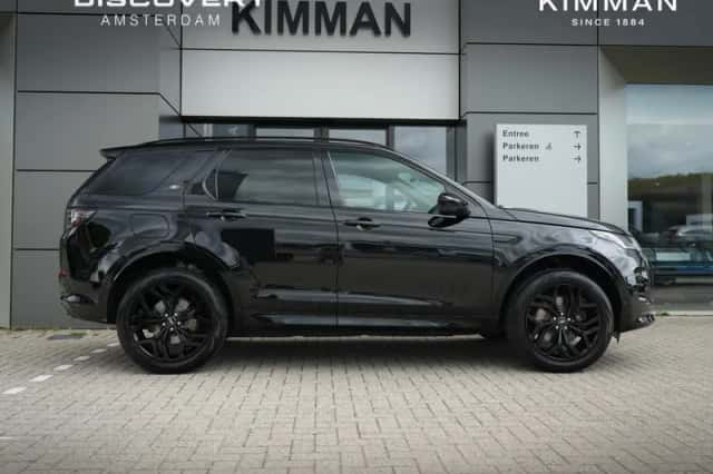Land Rover Discovery Sport (2026) thumbnail 1