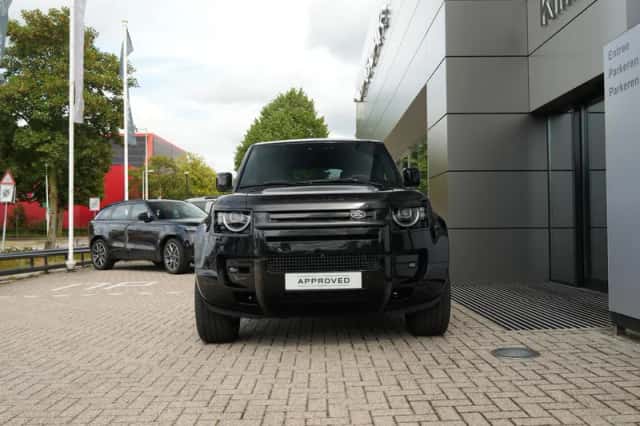 Land Rover Defender (2026) thumbnail 3