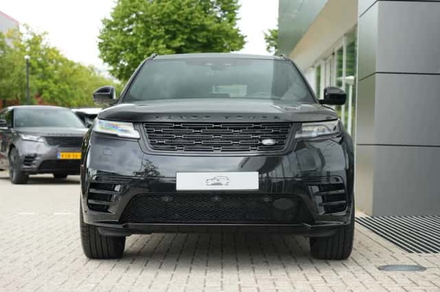 Land Rover Range Rover Velar (2026) thumbnail 3