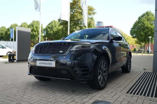 Land Rover Range Rover Velar (2026) thumbnail 4
