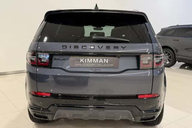 Land Rover Discovery Sport (2026) thumbnail 4