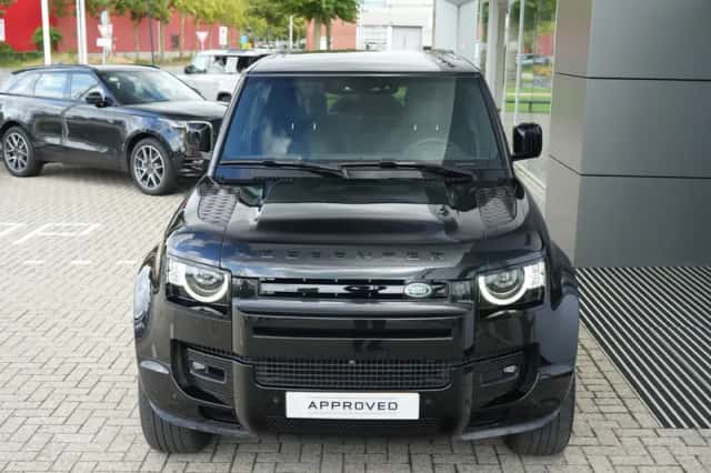 Land Rover Defender (2024) thumbnail 6