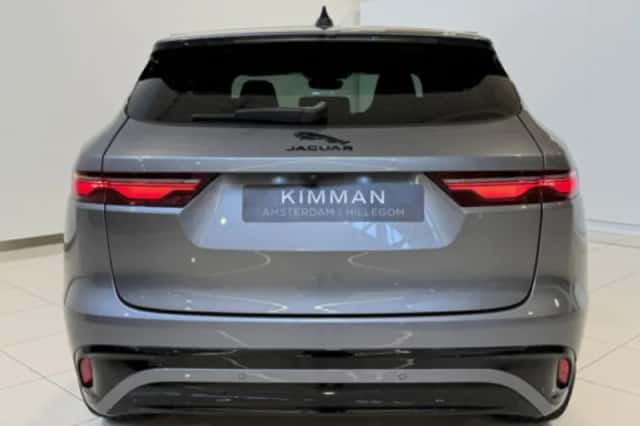 Jaguar F-Pace (2024) thumbnail 5