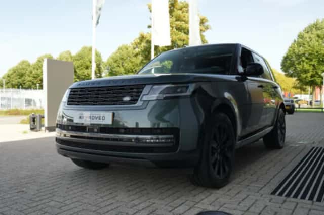 Land Rover Range Rover (2024) thumbnail 4