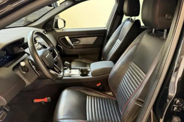 Land Rover Discovery Sport (2021) thumbnail 6