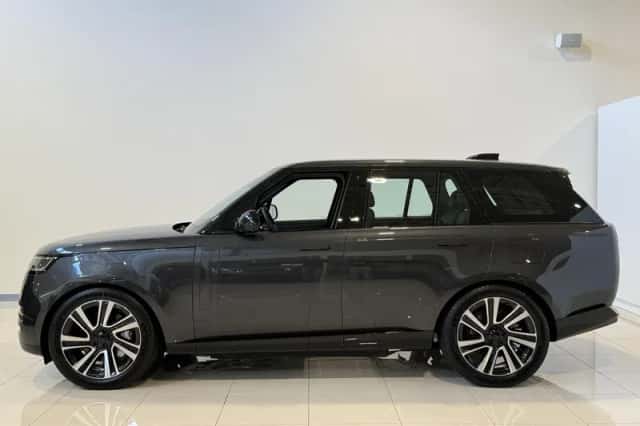 Land Rover Range Rover (2026) thumbnail 2