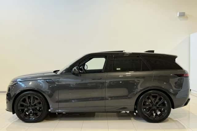 Land Rover Range Rover Sport (2026) thumbnail 2