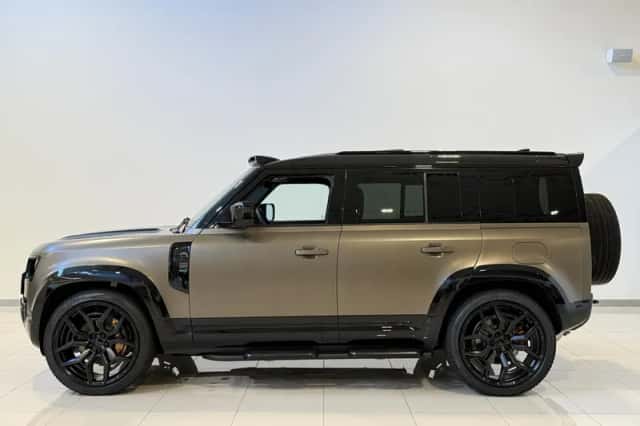 Land Rover Defender (2026) thumbnail 3