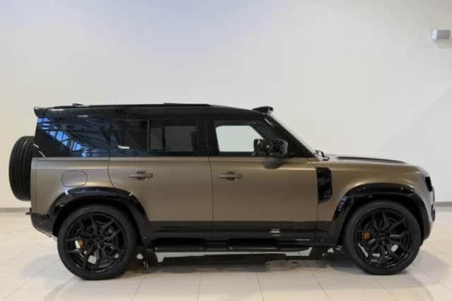Land Rover Defender (2026) thumbnail 5