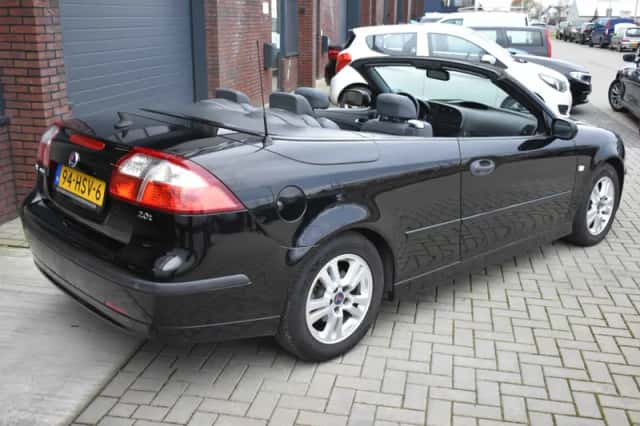 Saab 9-3 (2004) thumbnail 3