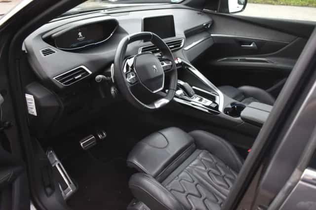 Peugeot 5008 (2020) thumbnail 6
