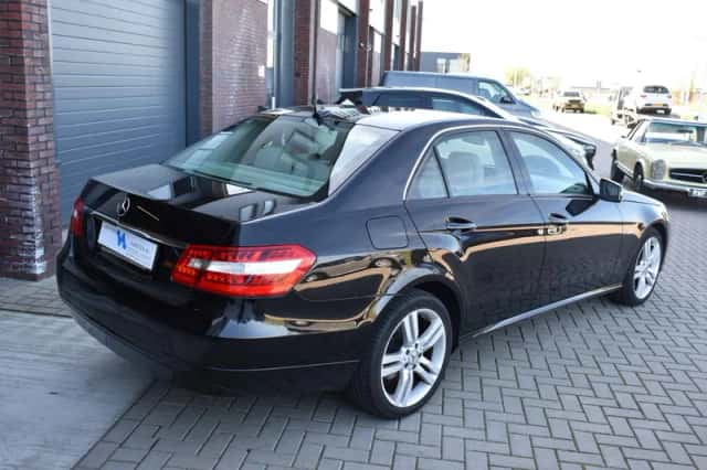 Mercedes-Benz E-Klasse (2016) thumbnail 2