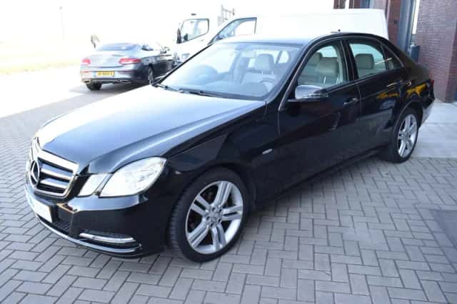 Mercedes-Benz E-Klasse (2016) thumbnail 4