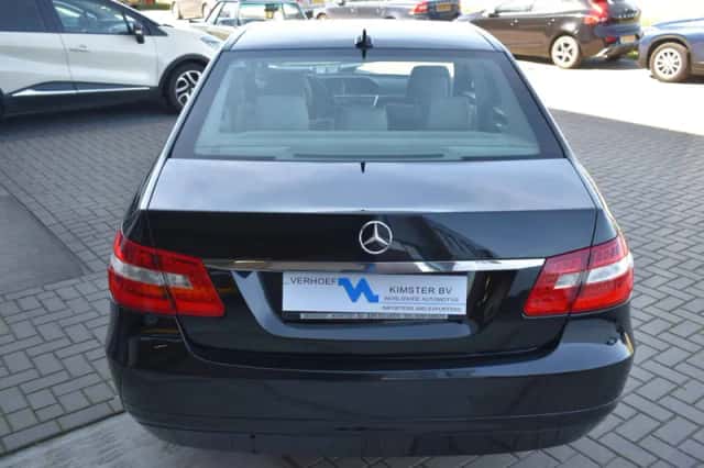 Mercedes-Benz E-Klasse (2016) thumbnail 6