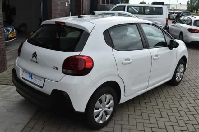 Citroën C3 (2018) thumbnail 2