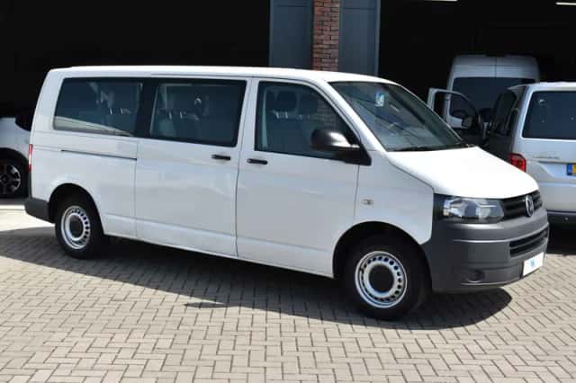 Volkswagen Transporter (2011) thumbnail 1