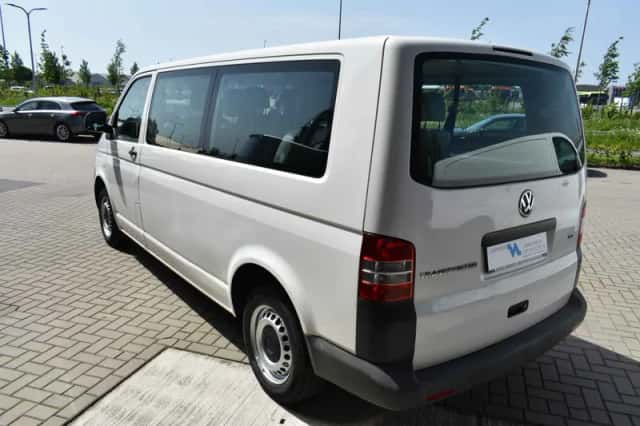 Volkswagen Transporter (2011) thumbnail 4