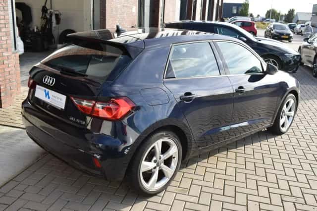 Audi A1 (2019) thumbnail 2