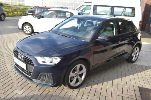 Audi A1 (2019) thumbnail 5