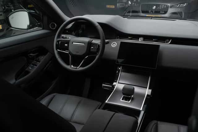 Land Rover Range Rover Evoque (2026) thumbnail 5
