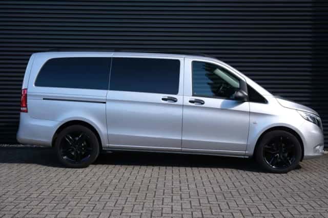 Mercedes-Benz Vito (2022) thumbnail 2