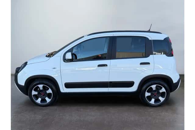 Fiat Panda (2024) thumbnail 2