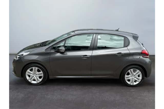 Peugeot 208 (2019) thumbnail 2