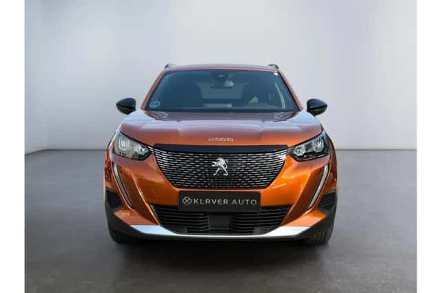 Peugeot 2008 (2023) thumbnail 2