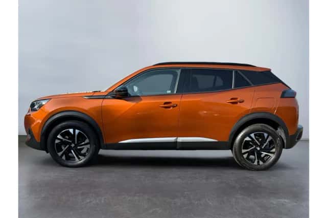 Peugeot 2008 (2023) thumbnail 3