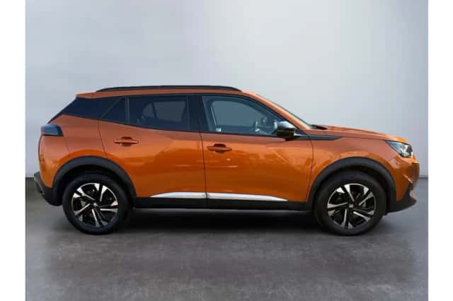 Peugeot 2008 (2023) thumbnail 6