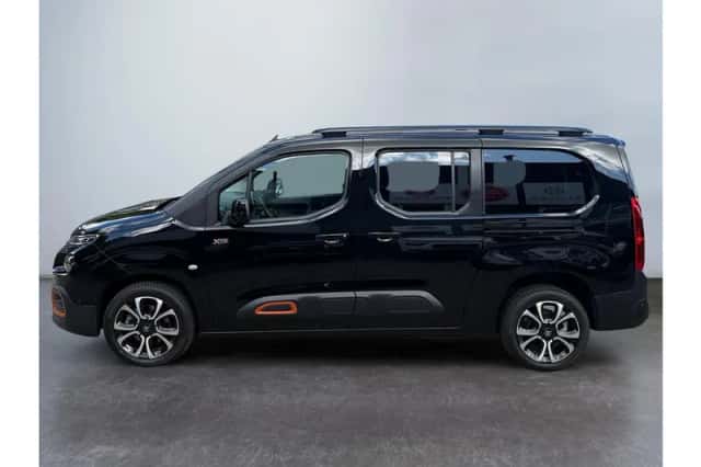 Citroën Berlingo XL (2023) thumbnail 2
