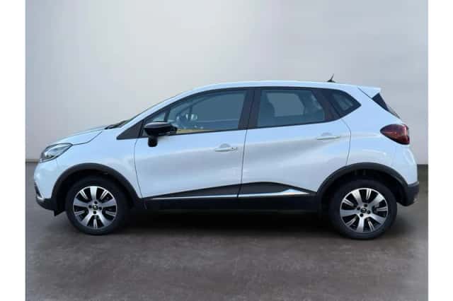 Renault Captur (2018) thumbnail 2