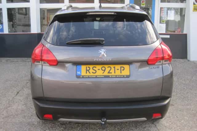 Peugeot 2008 (2014) thumbnail 3