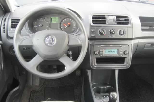 Škoda Fabia (2013) thumbnail 6