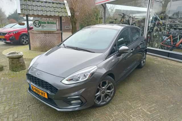 Ford Fiesta (2021) thumbnail 1
