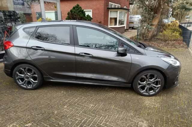 Ford Fiesta (2021) thumbnail 4