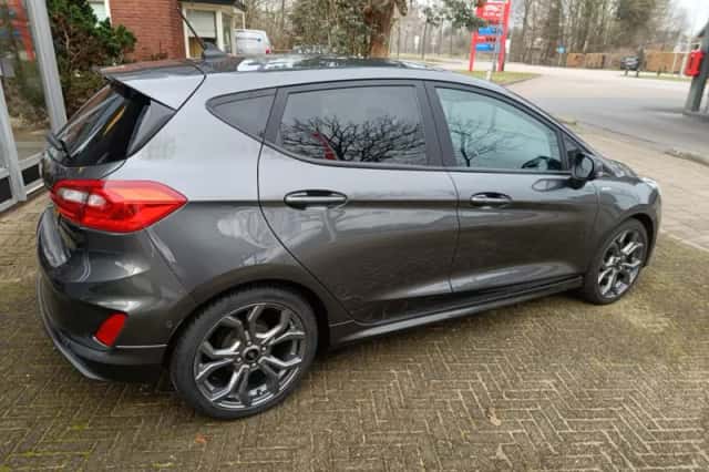 Ford Fiesta (2021) thumbnail 5