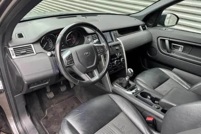 Land Rover Discovery Sport (2018) thumbnail 6