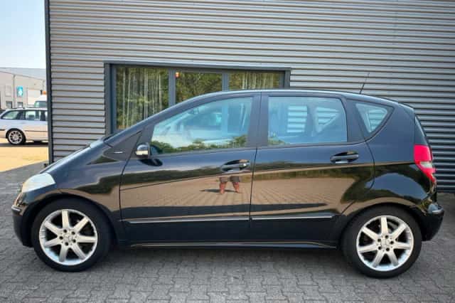 Mercedes-Benz A-Klasse (2007) thumbnail 2