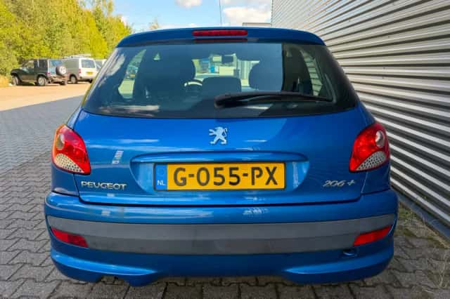 Peugeot 206+ (2012) thumbnail 6