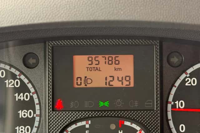 Hymer C 534 (2012) thumbnail 6
