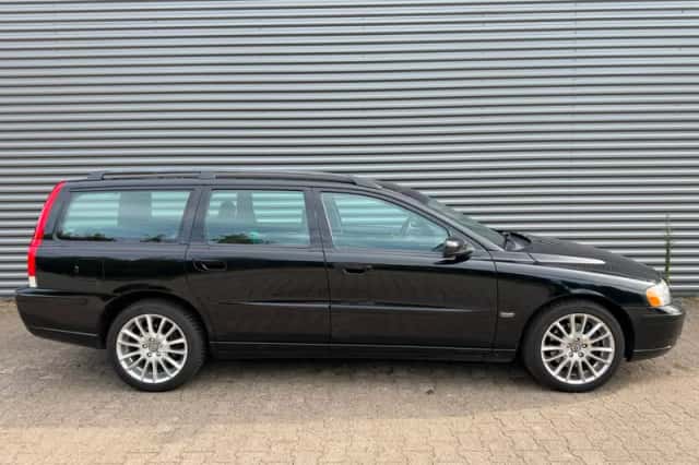 Volvo V70 (2005) thumbnail 1