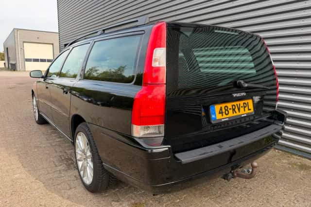 Volvo V70 (2005) thumbnail 6