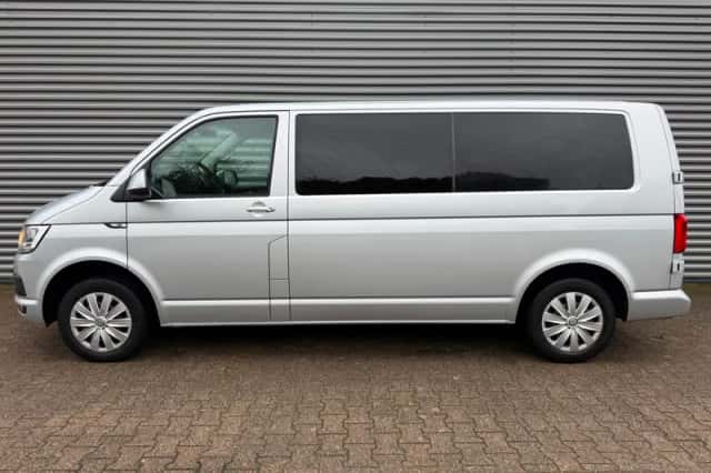 Volkswagen Transporter (2016) thumbnail 4