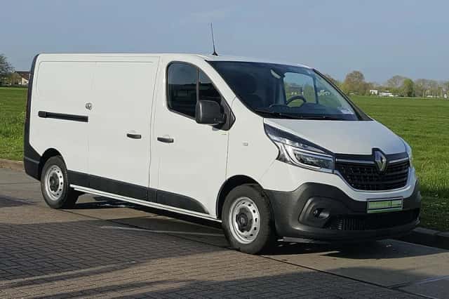 Renault Trafic (2020) thumbnail 4