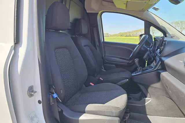 Mercedes-Benz Citan (2022) thumbnail 6